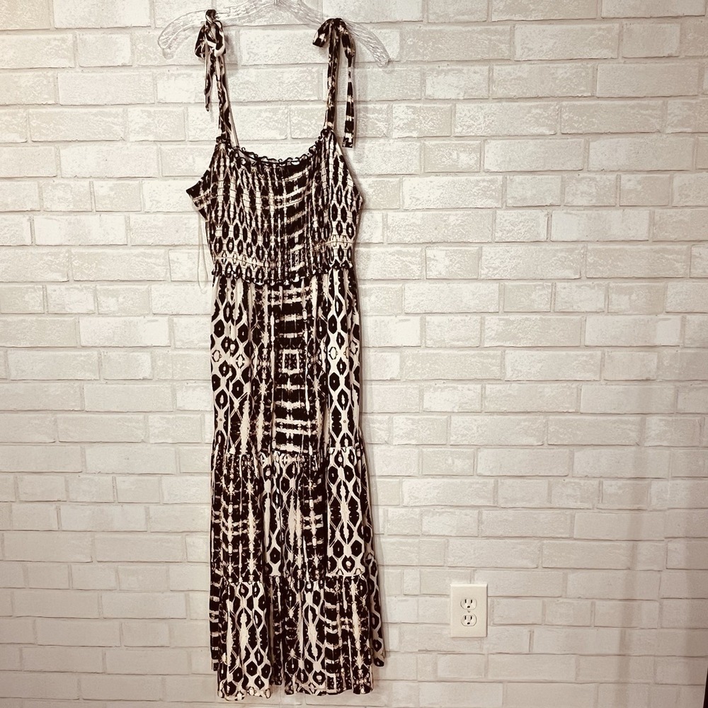 Womens Brown Smocked Tiered Maxi Dress Size L Tie Shoulder Boho Resort Vacation‎ - Picture 6 of 12
